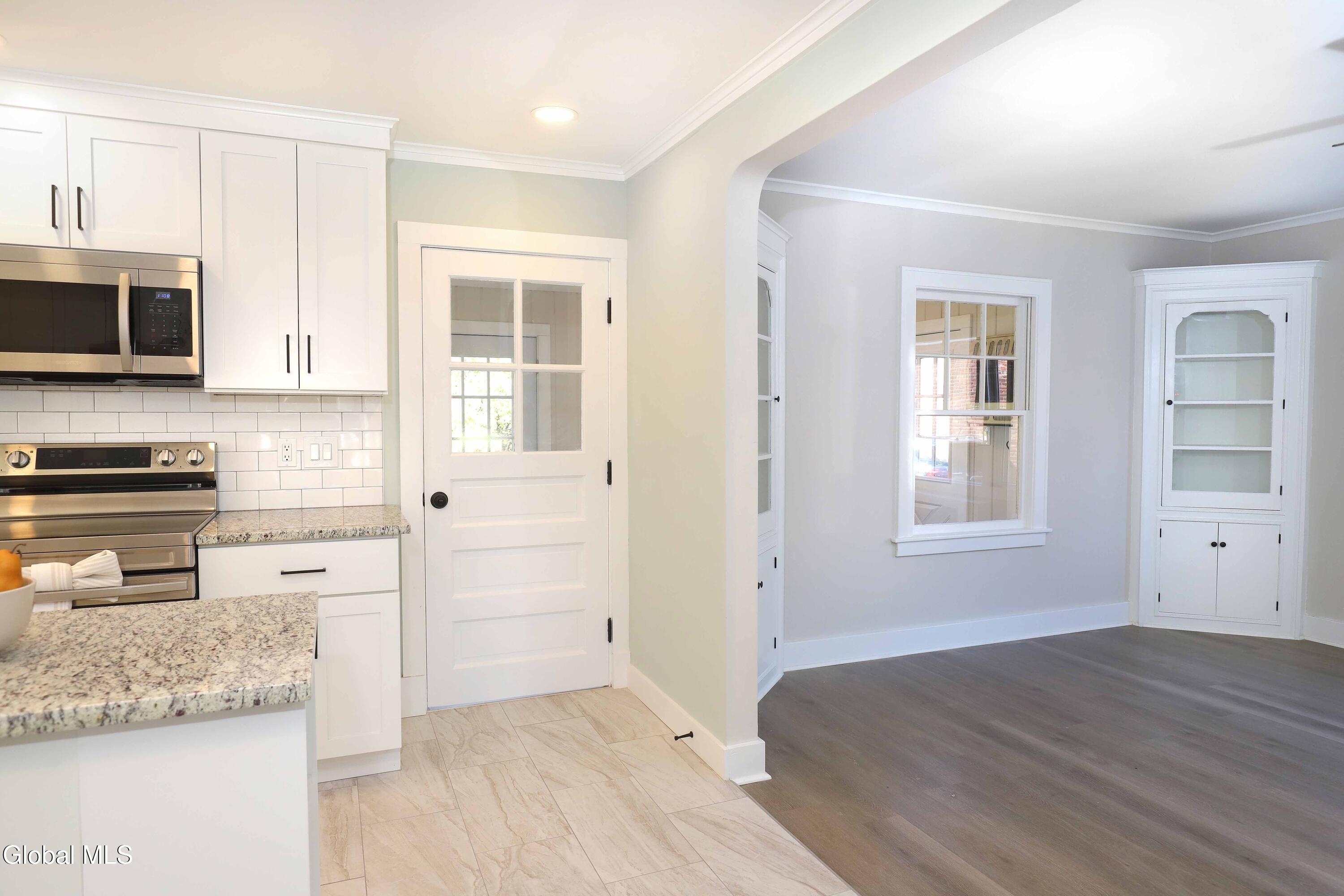 44 Swartson Court Albany NY 12209