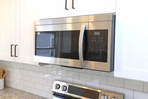 44 Swartson Court Albany NY 12209