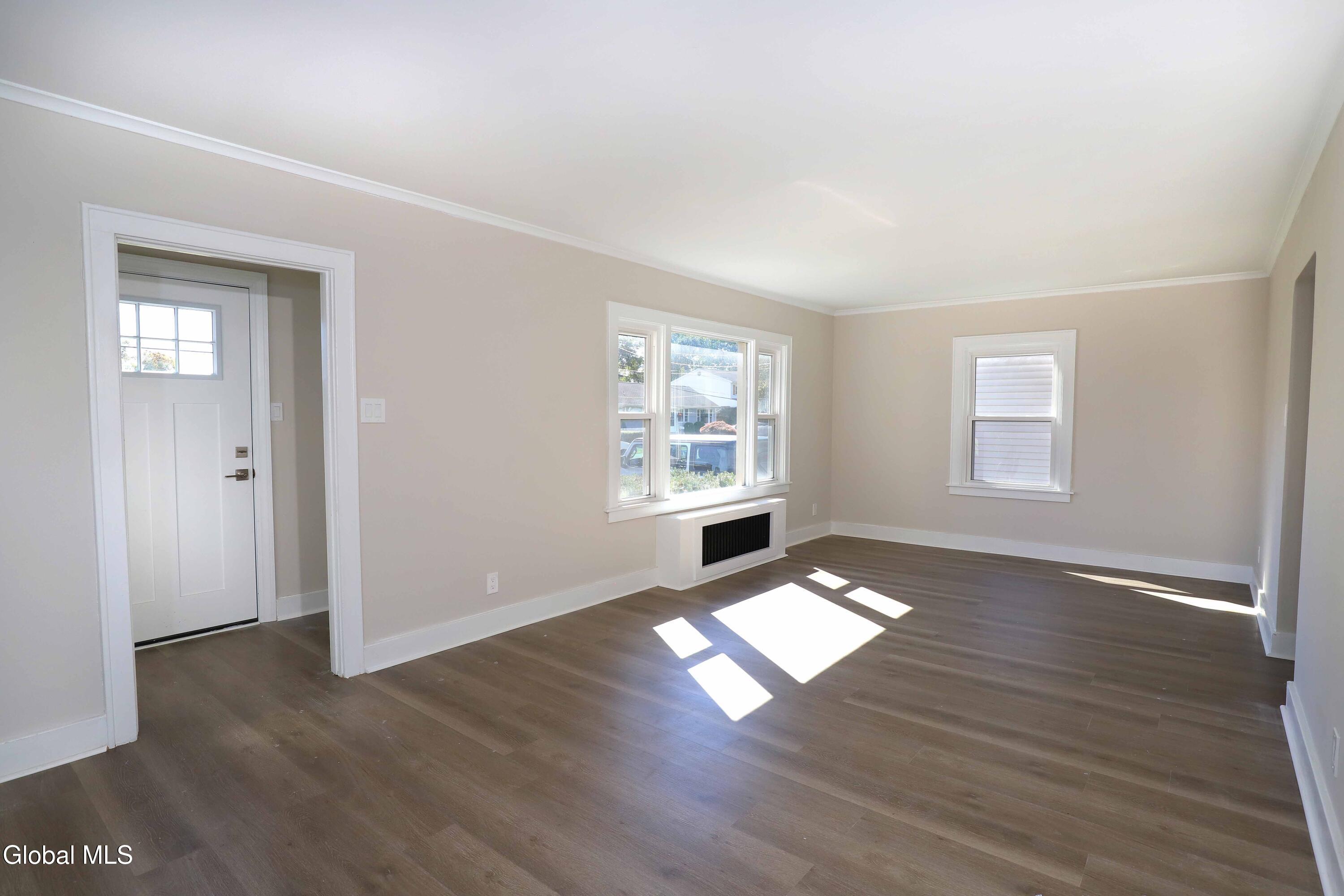 44 Swartson Court Albany NY 12209