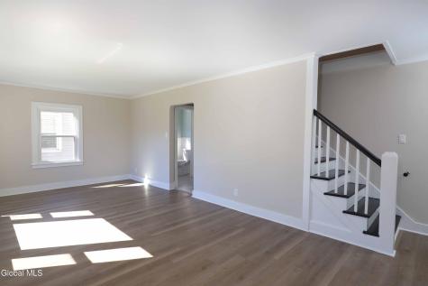 44 Swartson Court Albany NY 12209