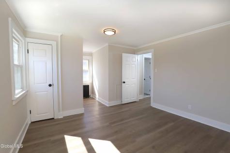 44 Swartson Court Albany NY 12209