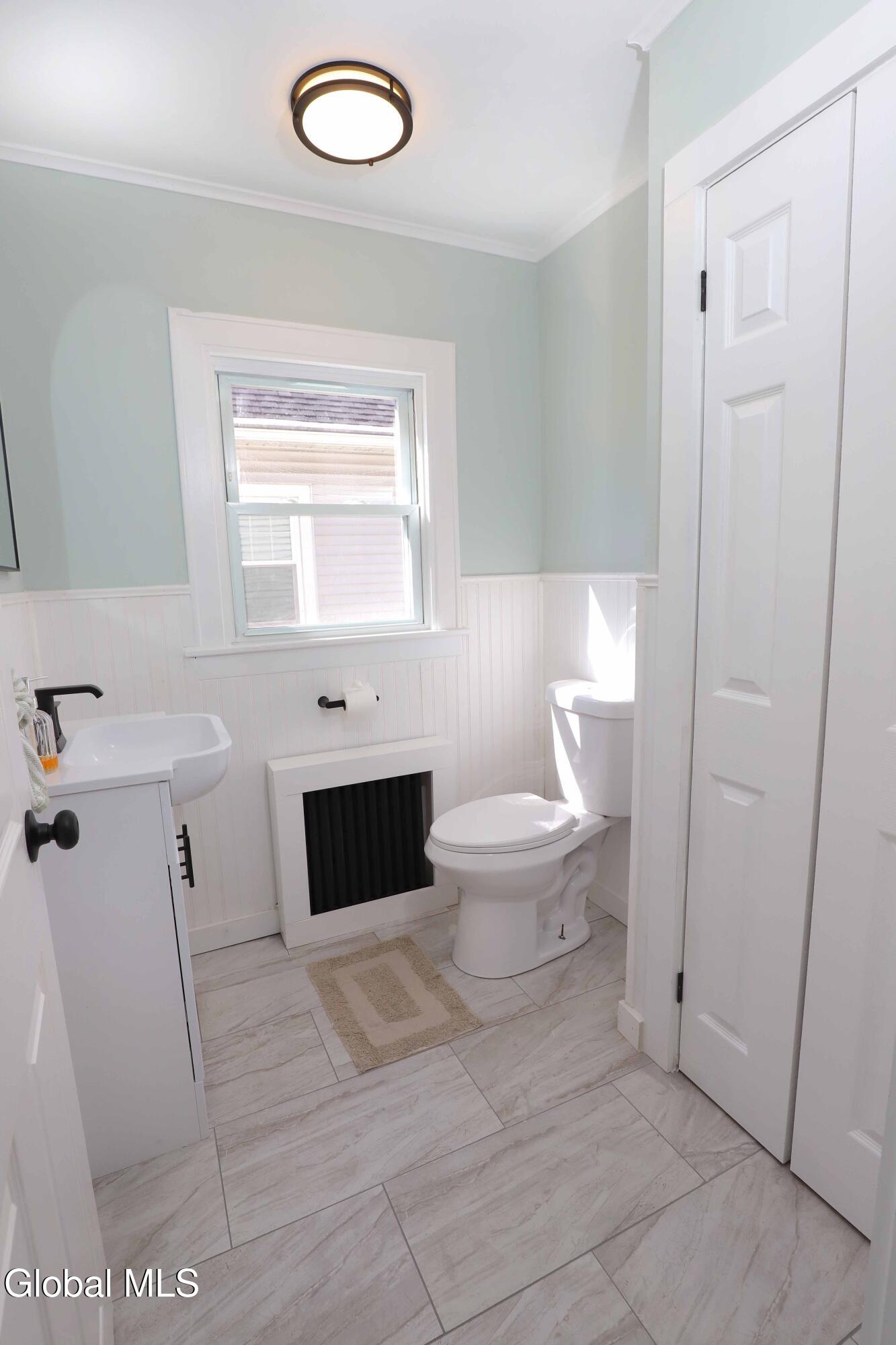 44 Swartson Court Albany NY 12209
