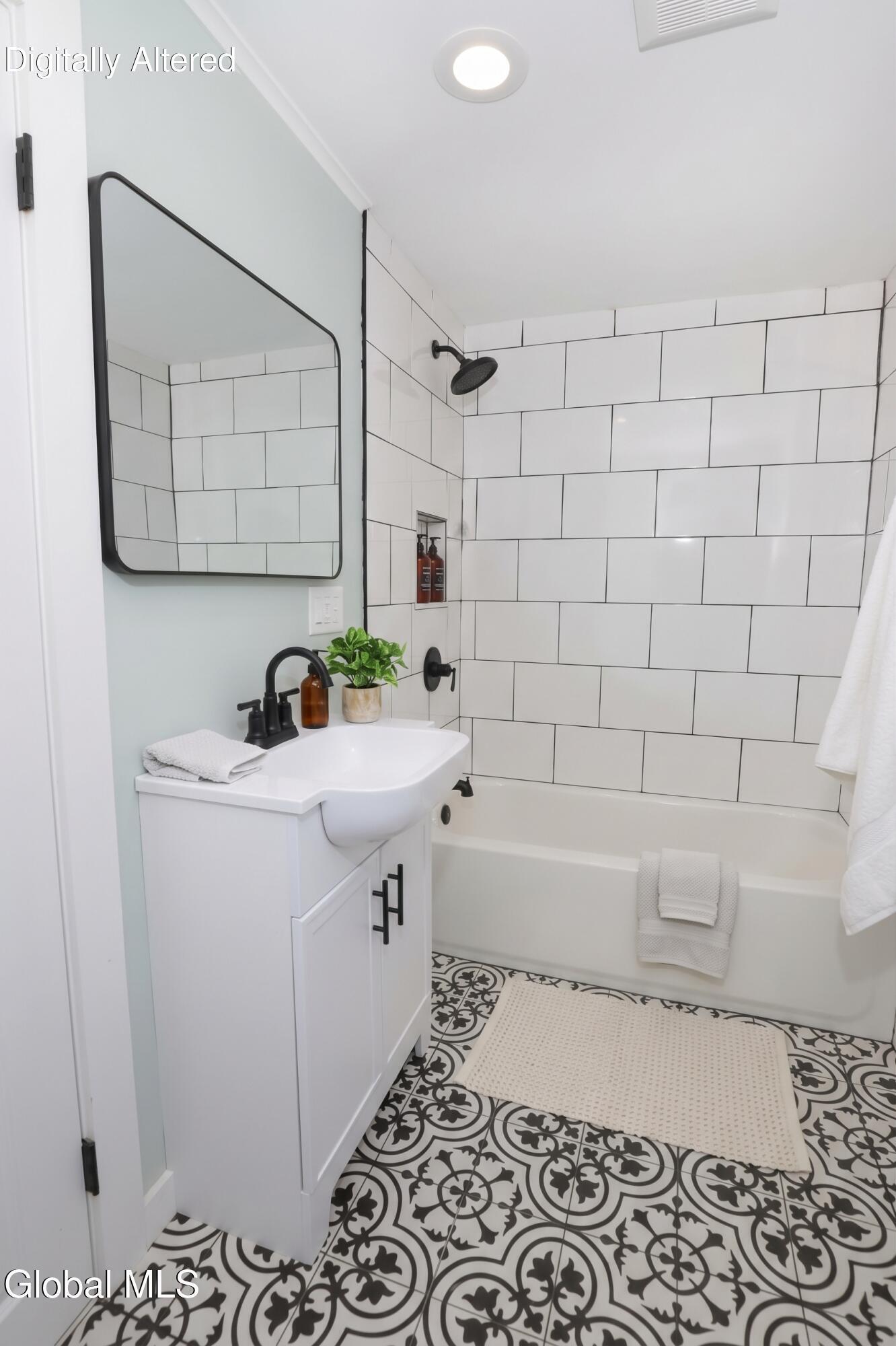 44 Swartson Court Albany NY 12209