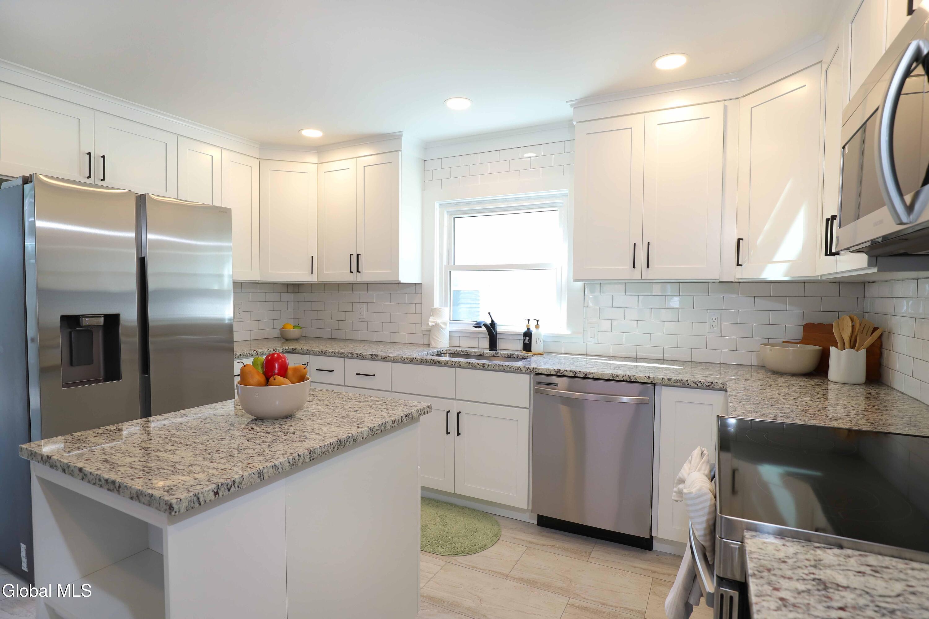 44 Swartson Court Albany NY 12209