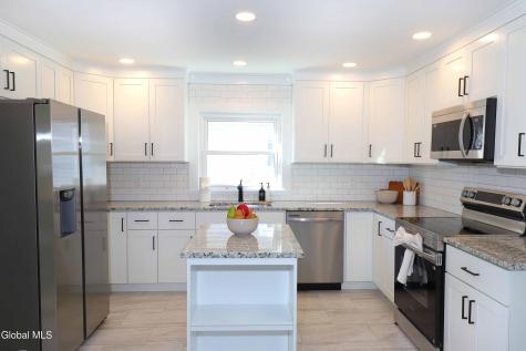 44 Swartson Court Albany NY 12209