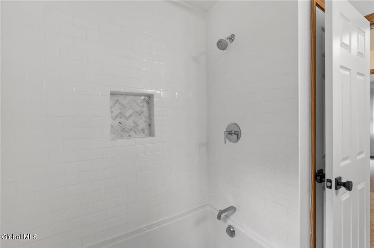 88 Adams Road Saratoga Springs NY 12866