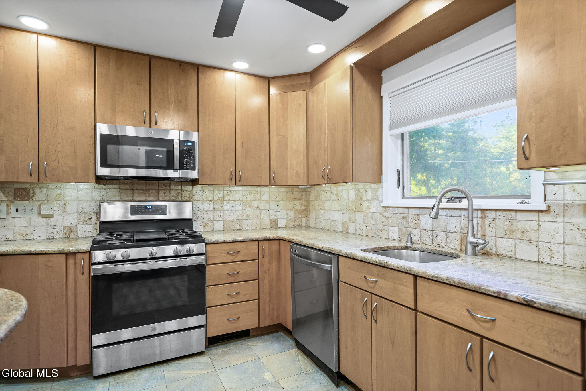 3 Linda Lane Niskayuna NY 12309
