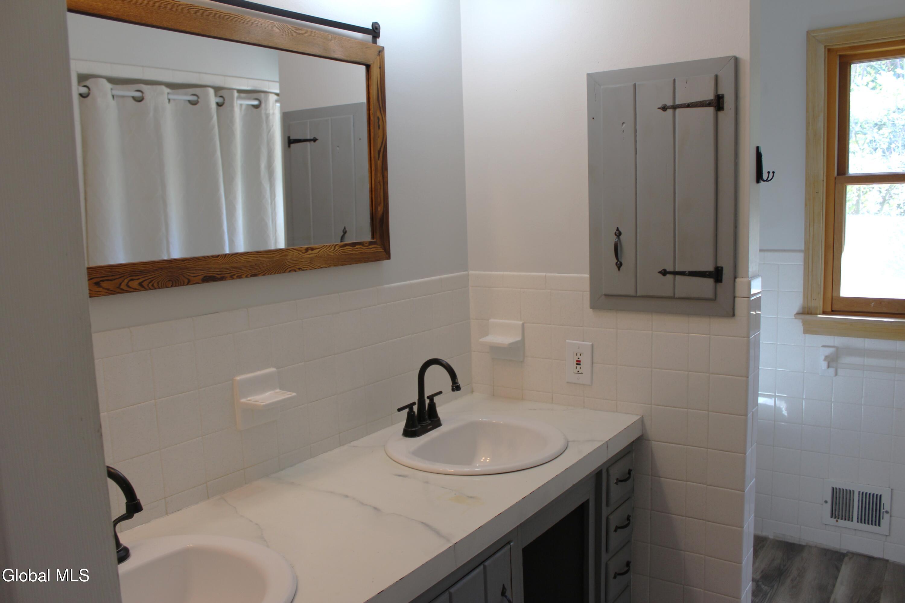 482 Sweetman Road Ballston Spa NY 12020