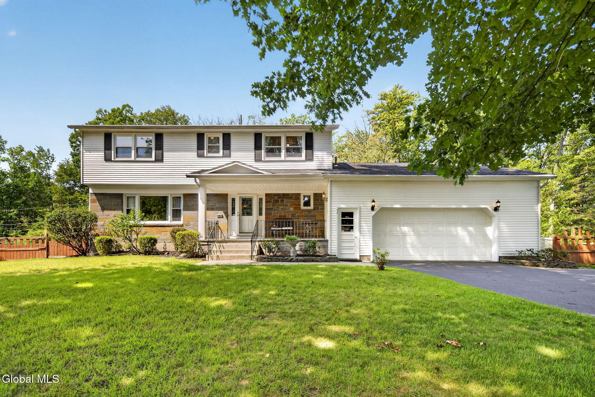 40 Sunset Boulevard Colonie NY 12205
