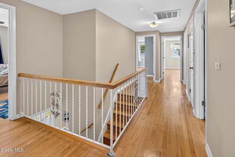 40 Sunset Boulevard Colonie NY 12205