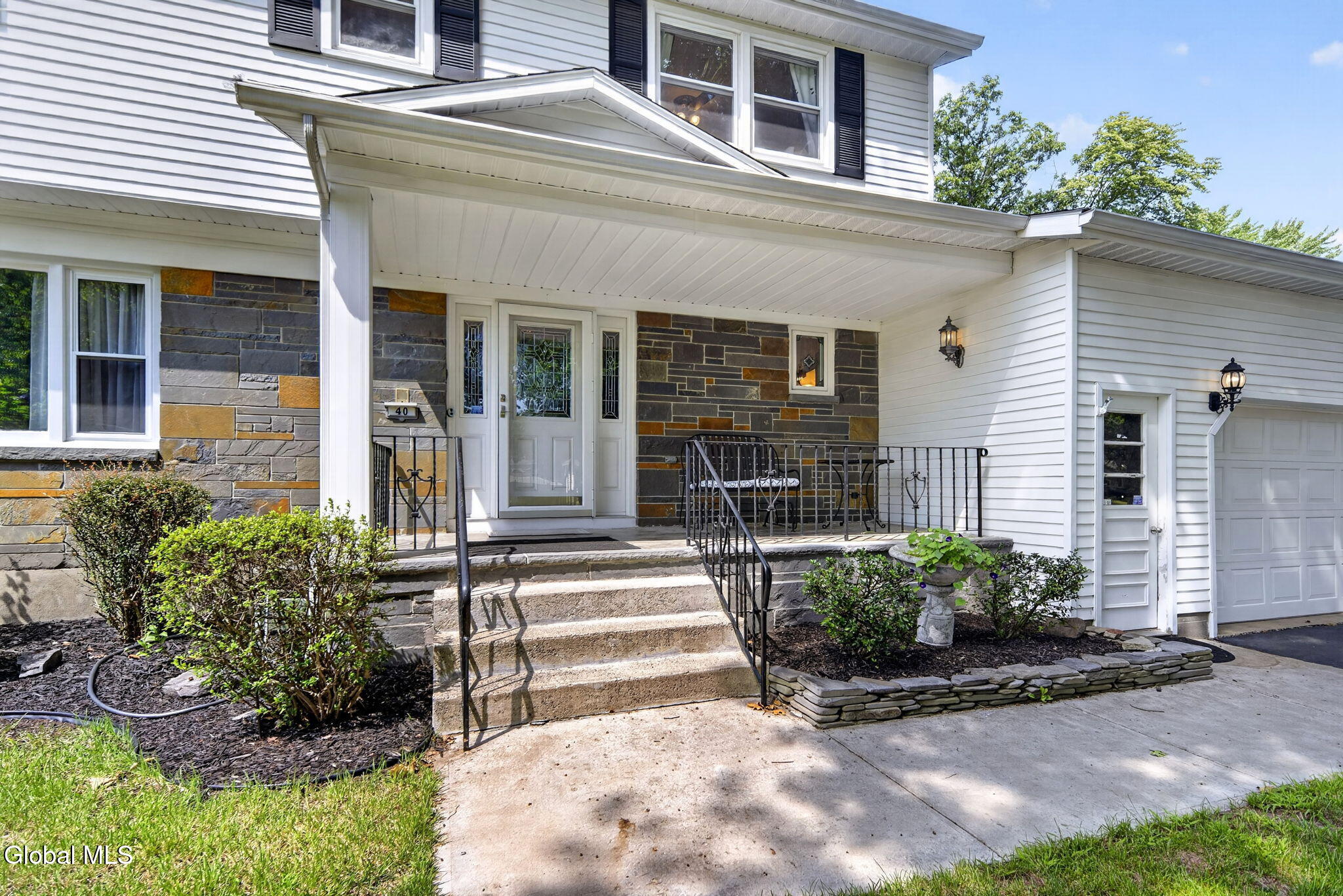 40 Sunset Boulevard Colonie NY 12205