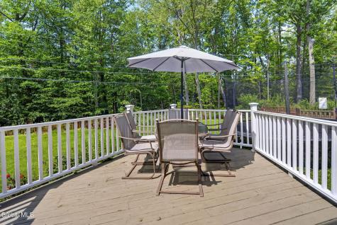 40 Sunset Boulevard Colonie NY 12205