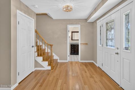 40 Sunset Boulevard Colonie NY 12205