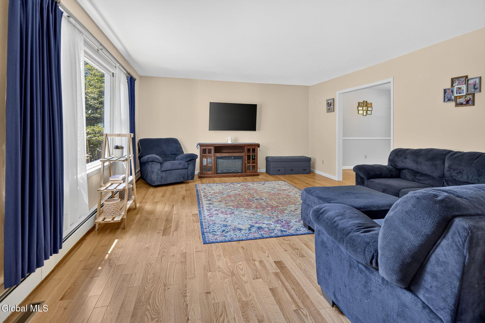40 Sunset Boulevard Colonie NY 12205