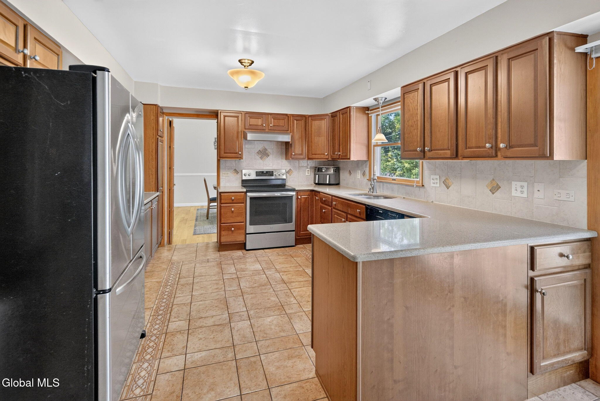 40 Sunset Boulevard Colonie NY 12205