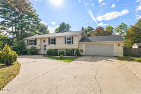 6 Coriander Drive Moreau NY 12828