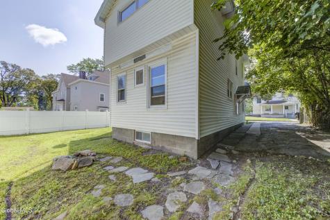 53 Oakland Avenue Gloversville NY 12078