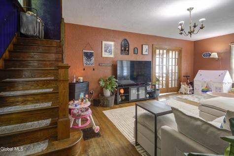 53 Oakland Avenue Gloversville NY 12078