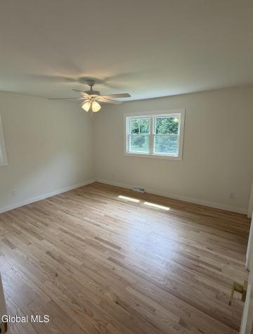 1326 Kings Road Schenectady NY 12303