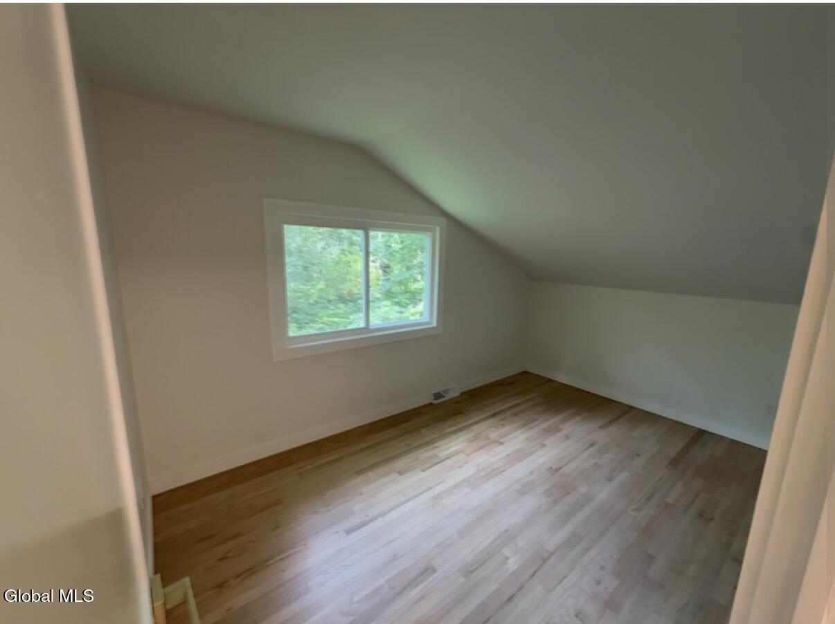 1326 Kings Road Schenectady NY 12303