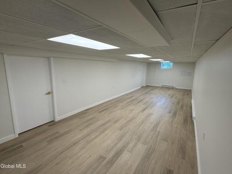 1326 Kings Road Schenectady NY 12303