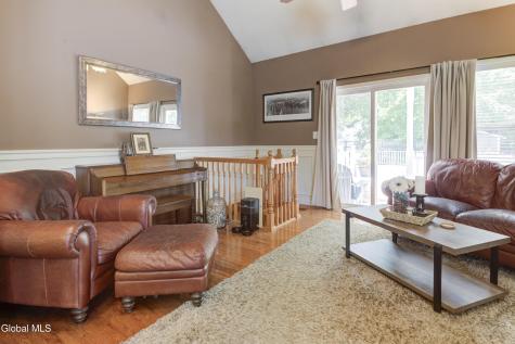 41 Glenview Drive Schenectady NY 12302