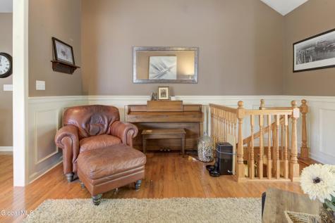 41 Glenview Drive Schenectady NY 12302