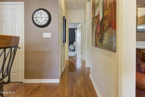 41 Glenview Drive Schenectady NY 12302