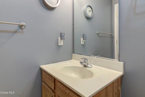 41 Glenview Drive Schenectady NY 12302