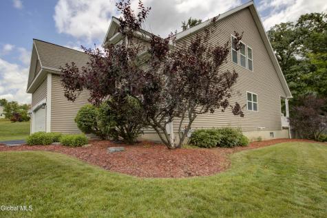41 Glenview Drive Schenectady NY 12302