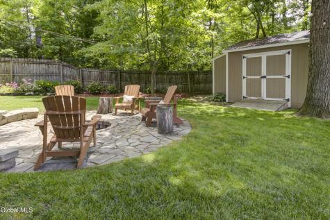 41 Glenview Drive Schenectady NY 12302