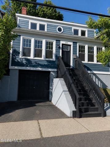 691 Myrtle Avenue Albany NY 12208