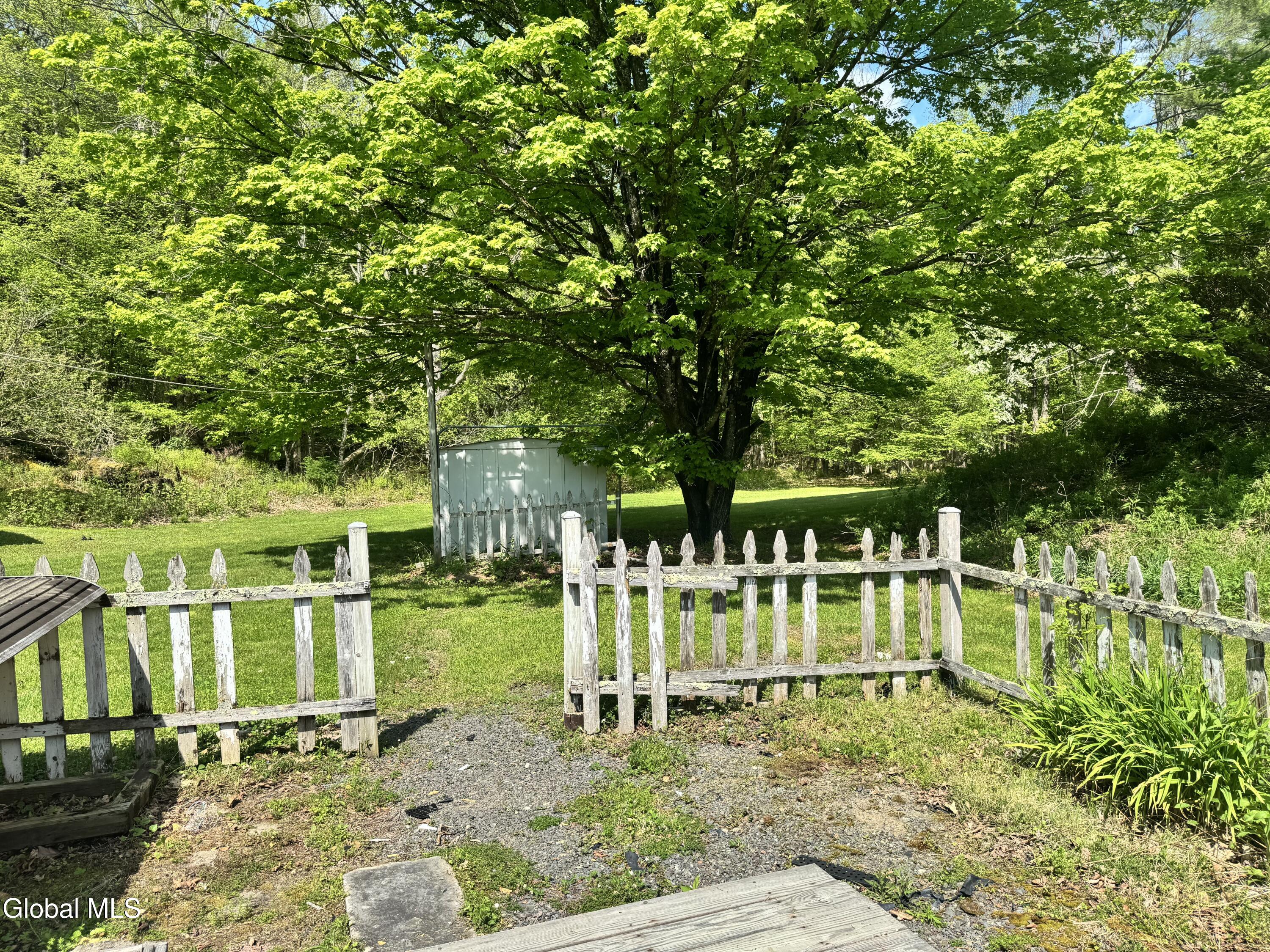161 Horse Heaven Road East Nassau NY 12062