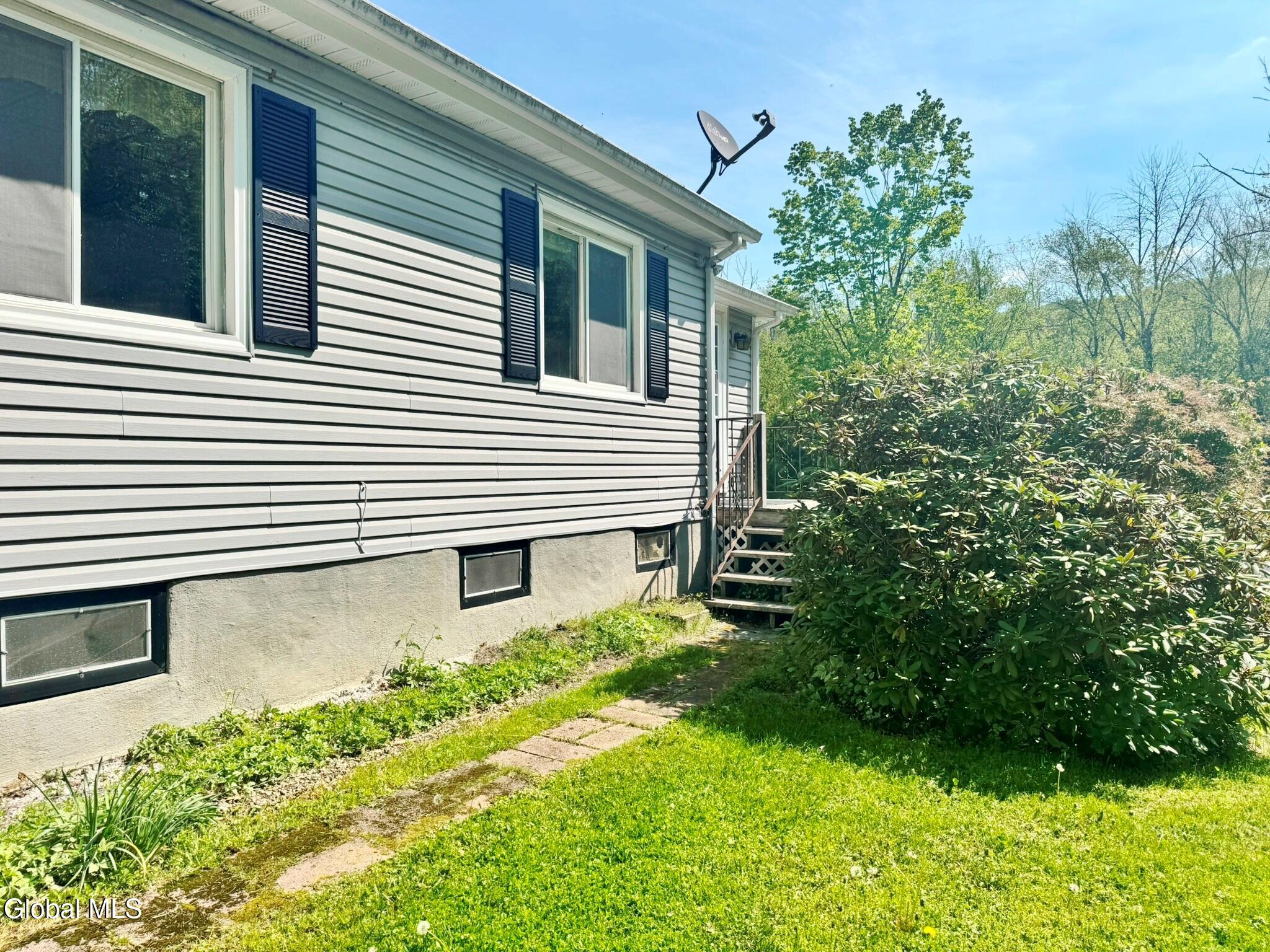 161 Horse Heaven Road East Nassau NY 12062