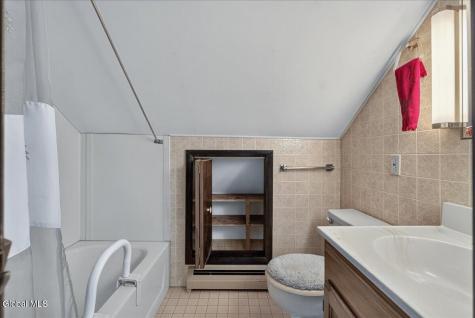 20 Division Street Cambridge NY 12816