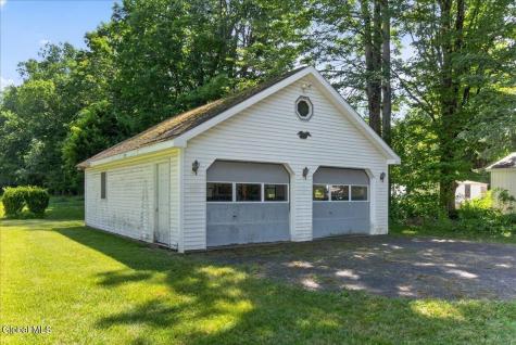 20 Division Street Cambridge NY 12816
