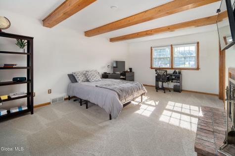 1004 Tomahawk Trail Glenville NY 12302