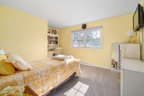 1004 Tomahawk Trail Glenville NY 12302