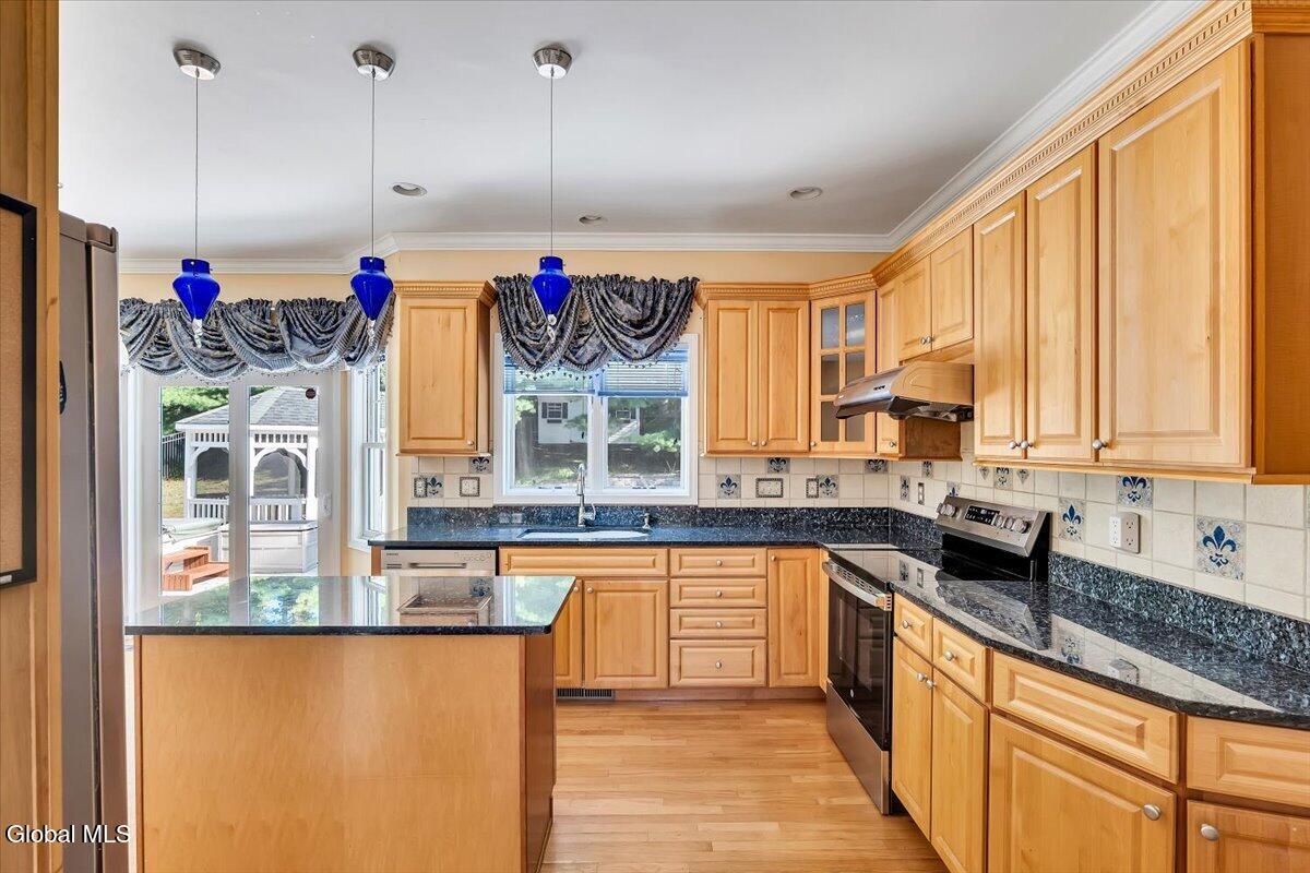 20 Birch Hill Road Ballston Lake NY 12019