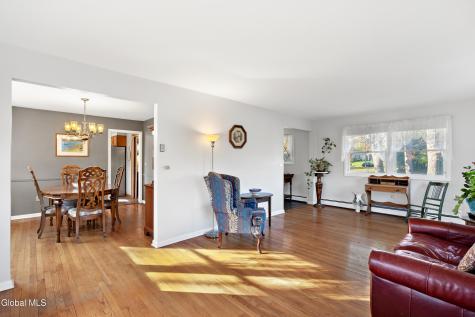 59 Valencia Lane Clifton Park NY 12065