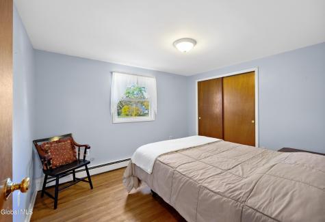 59 Valencia Lane Clifton Park NY 12065