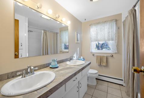 59 Valencia Lane Clifton Park NY 12065