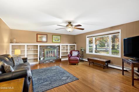 59 Valencia Lane Clifton Park NY 12065