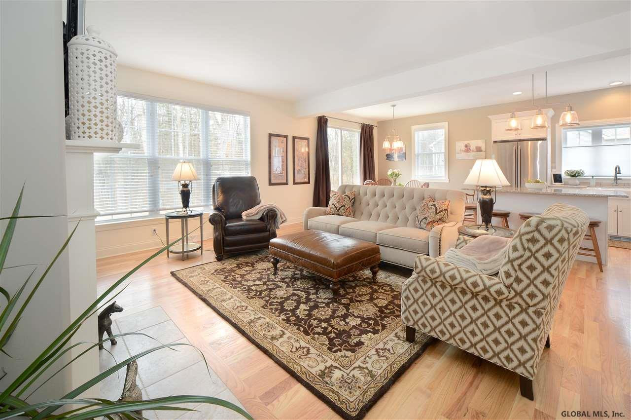 61 Lakepointe Way Saratoga Springs NY 12866