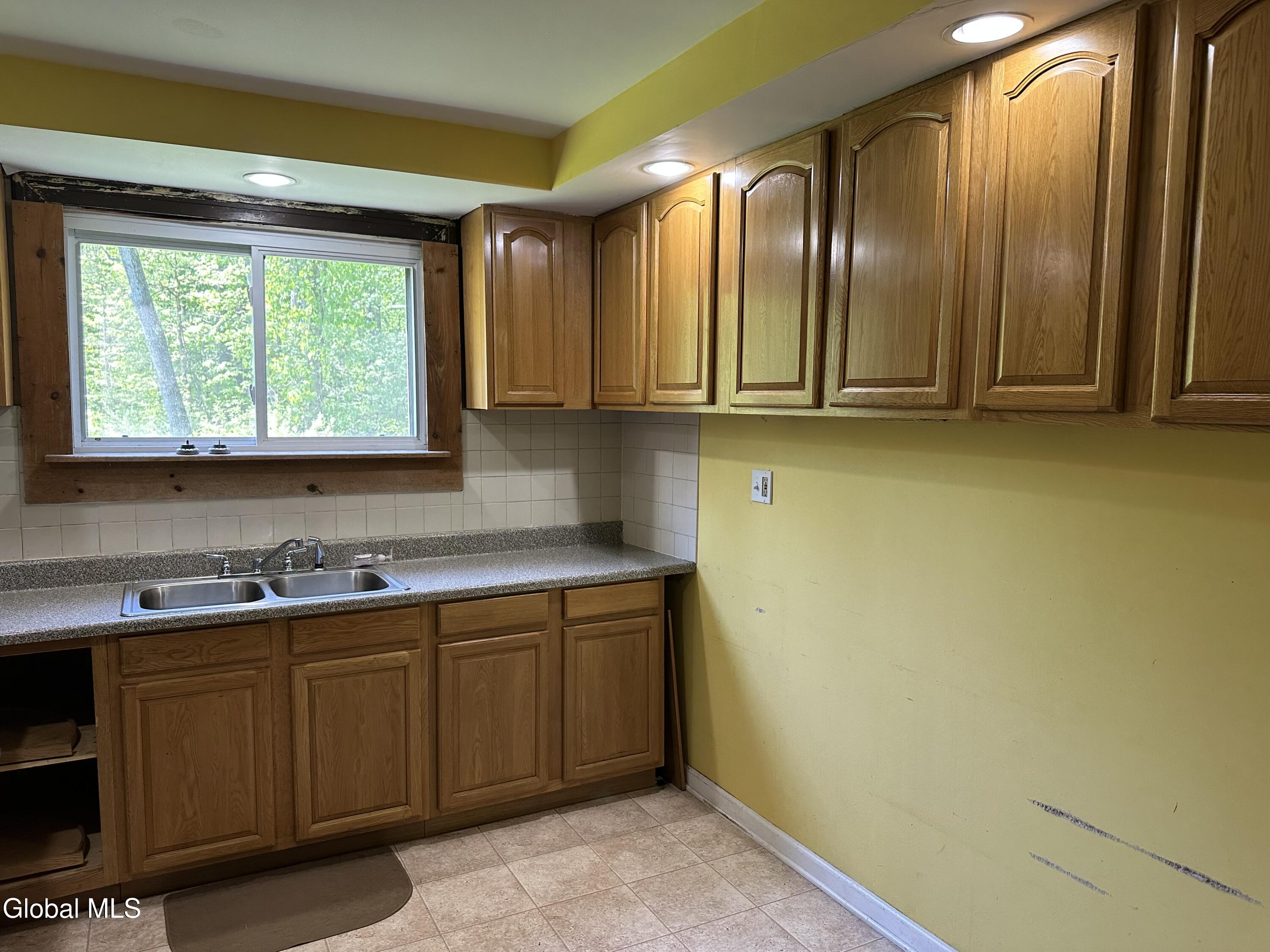 32 Thompson Lane Brainard NY 12125