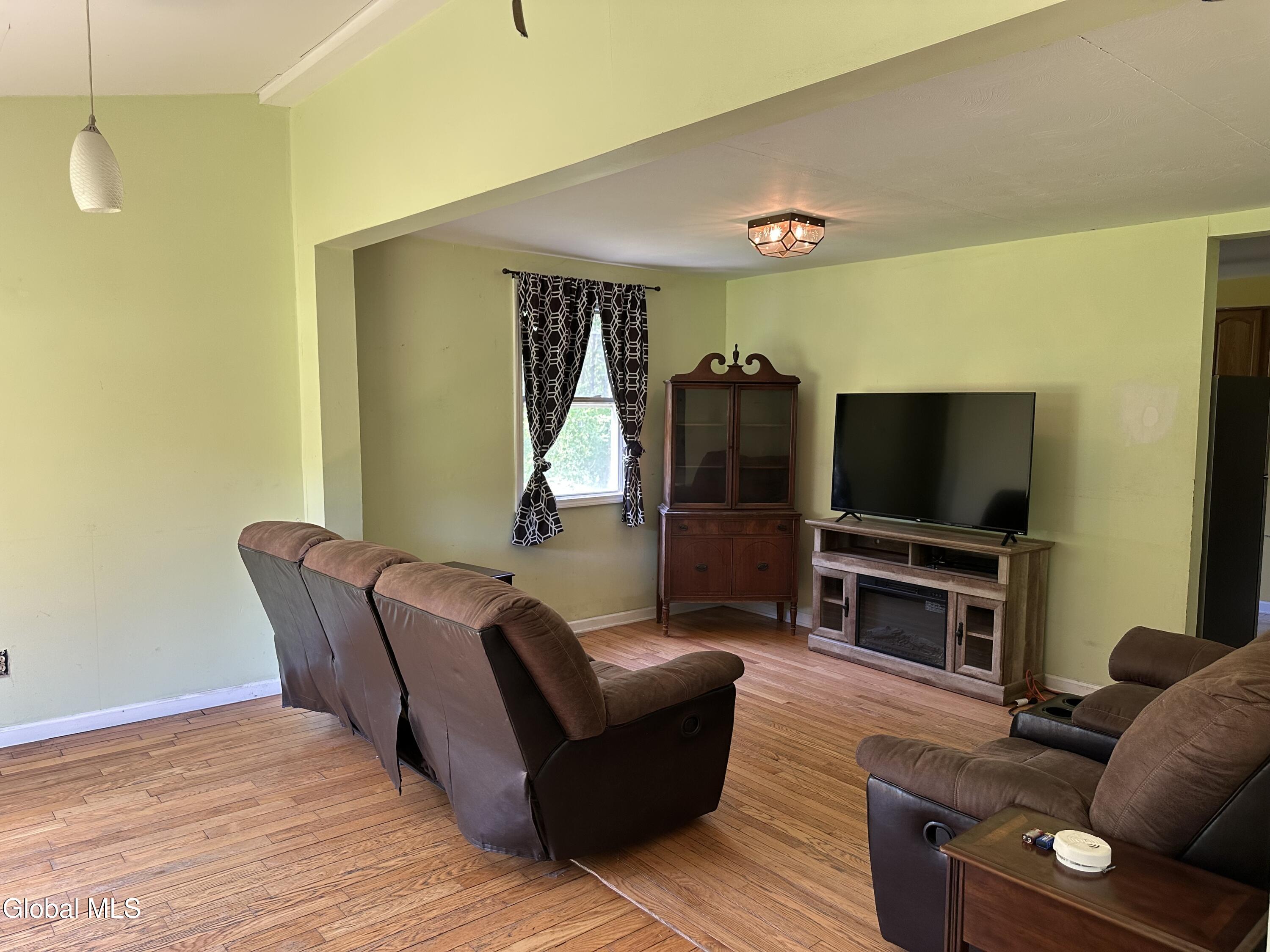 32 Thompson Lane Brainard NY 12125
