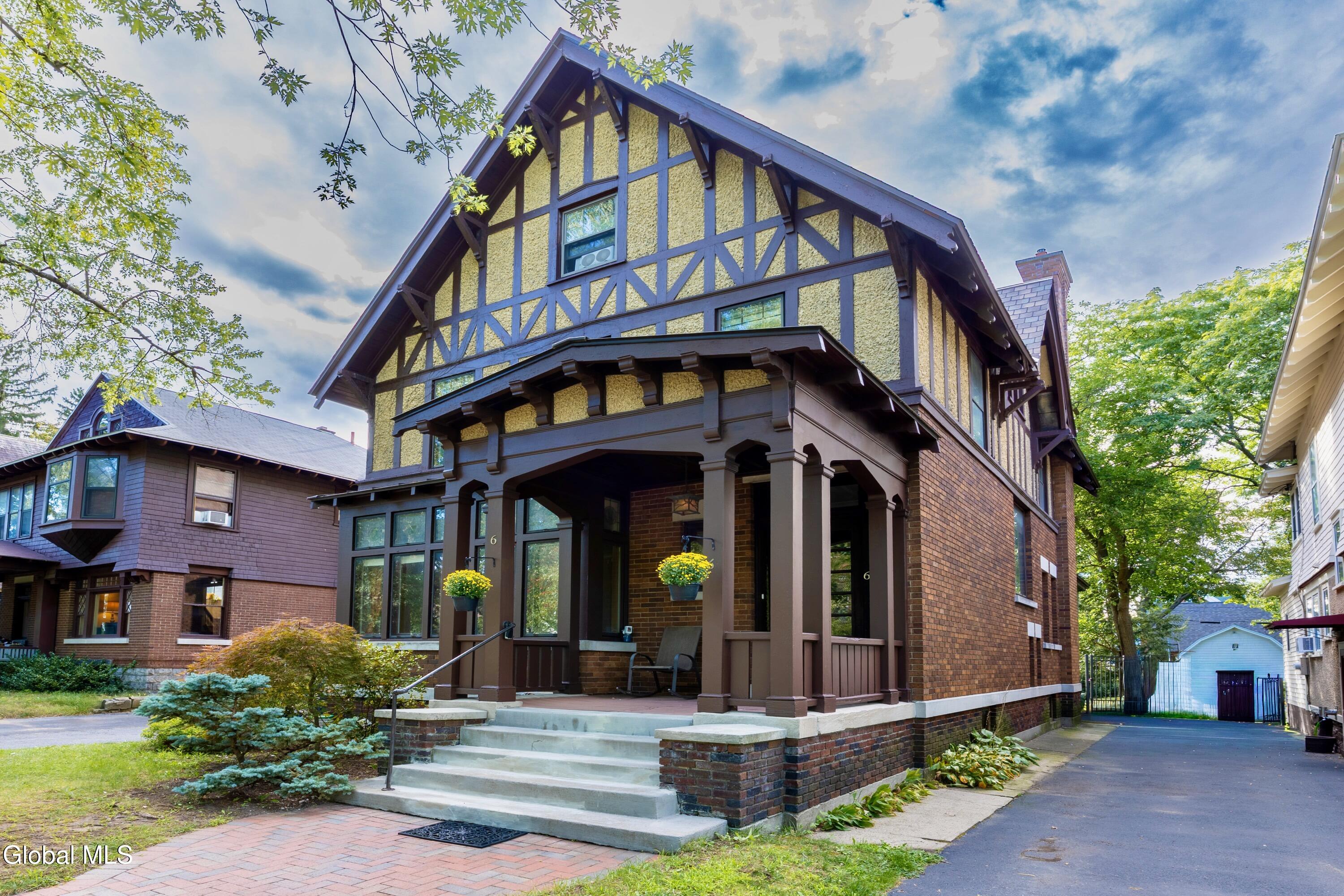 6 Morris Avenue Schenectady NY 12308