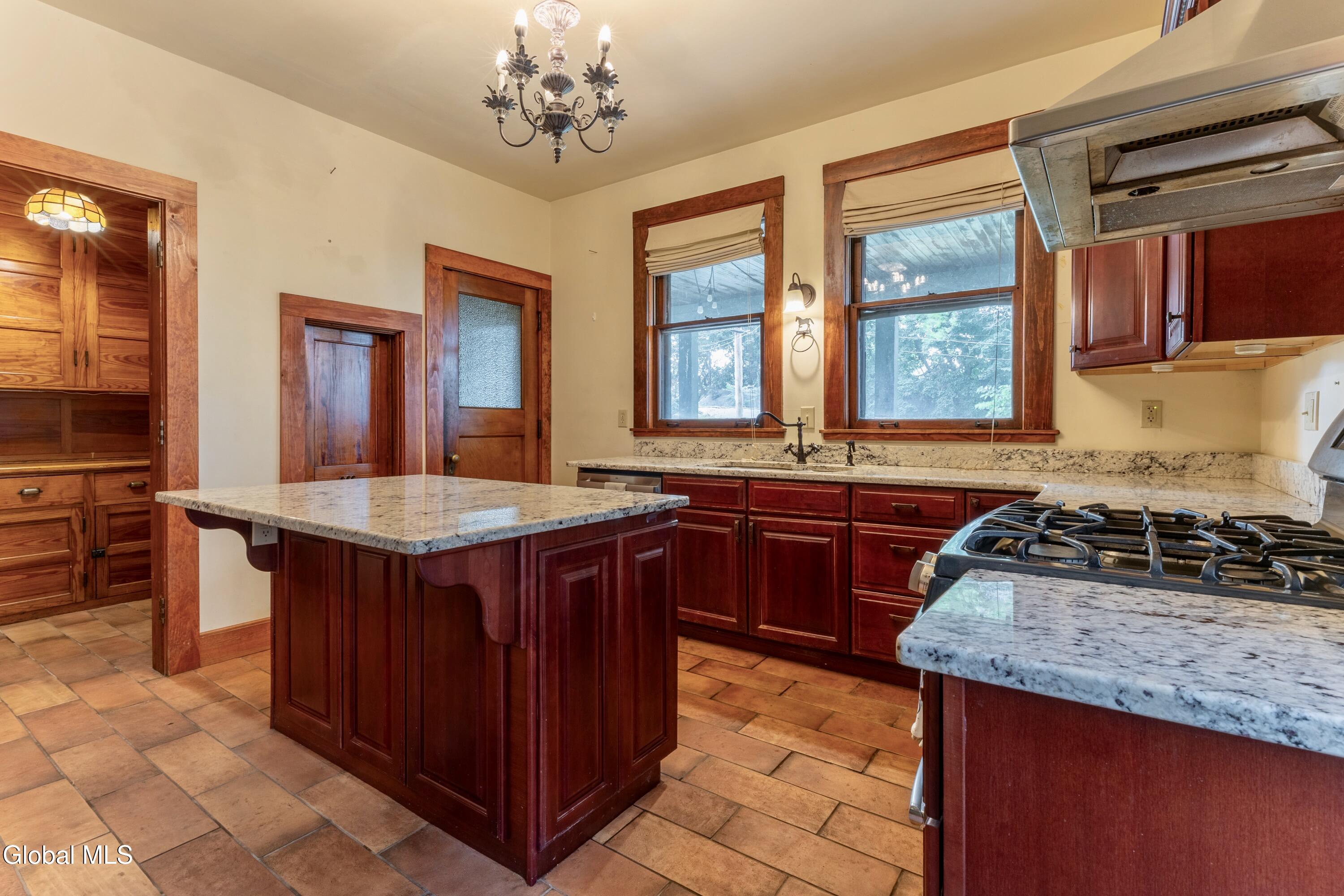 6 Morris Avenue Schenectady NY 12308