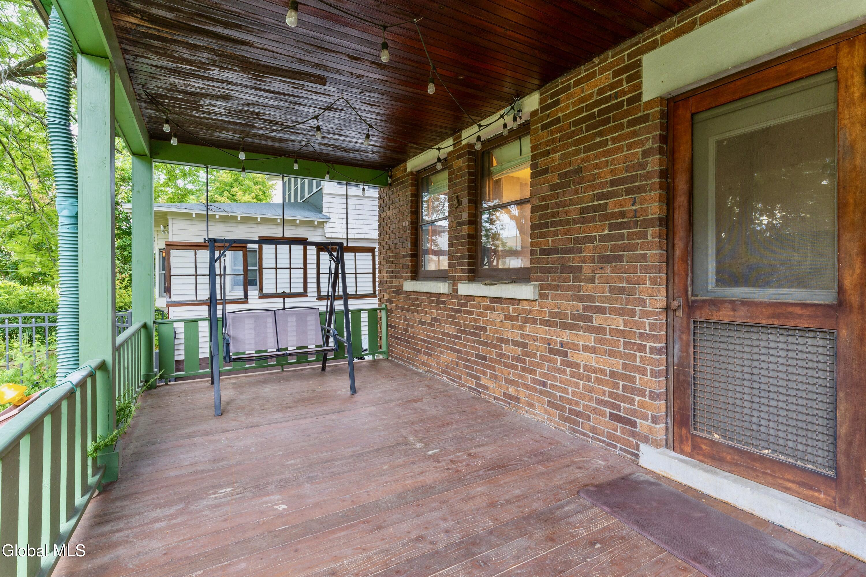 6 Morris Avenue Schenectady NY 12308