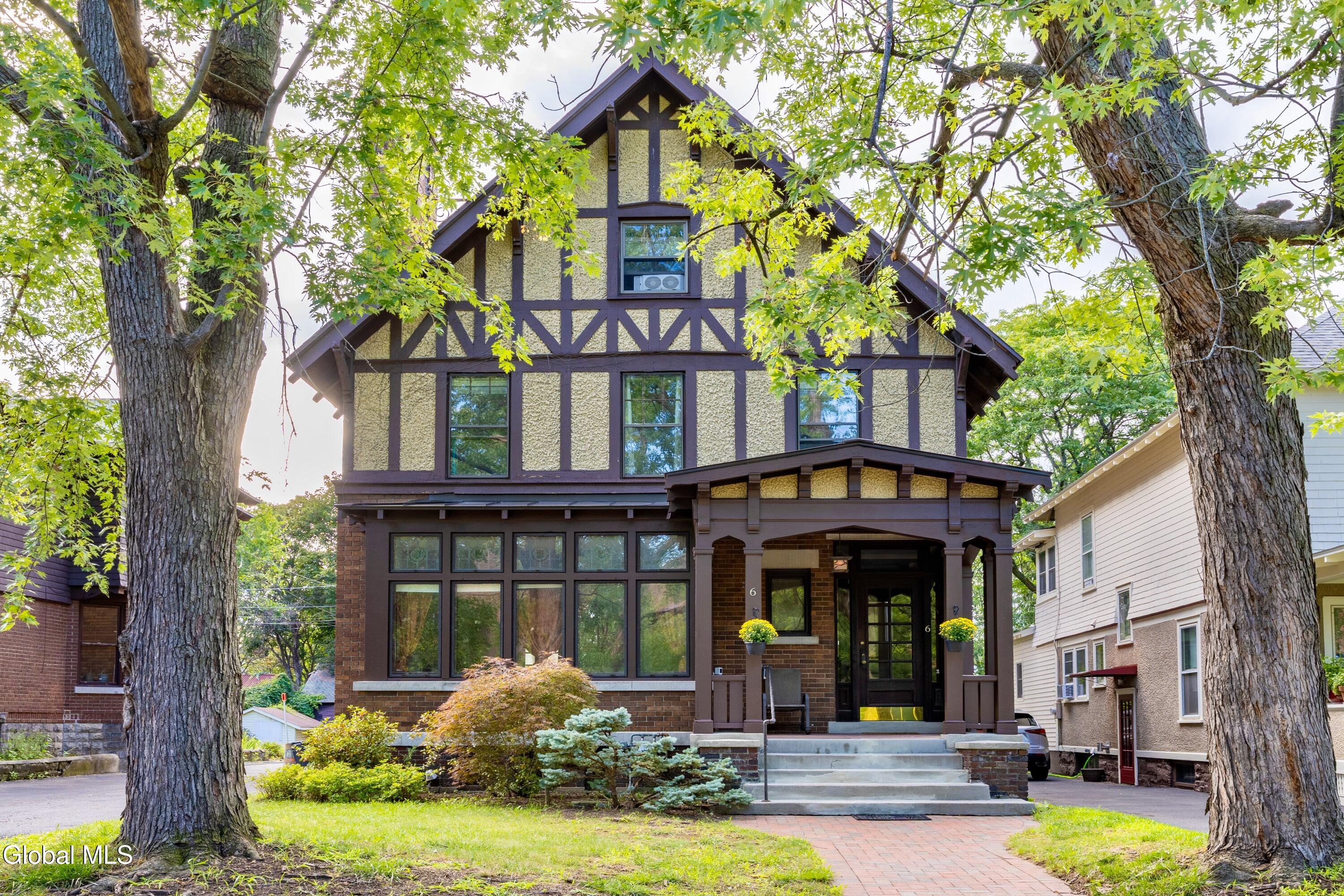 6 Morris Avenue Schenectady NY 12308
